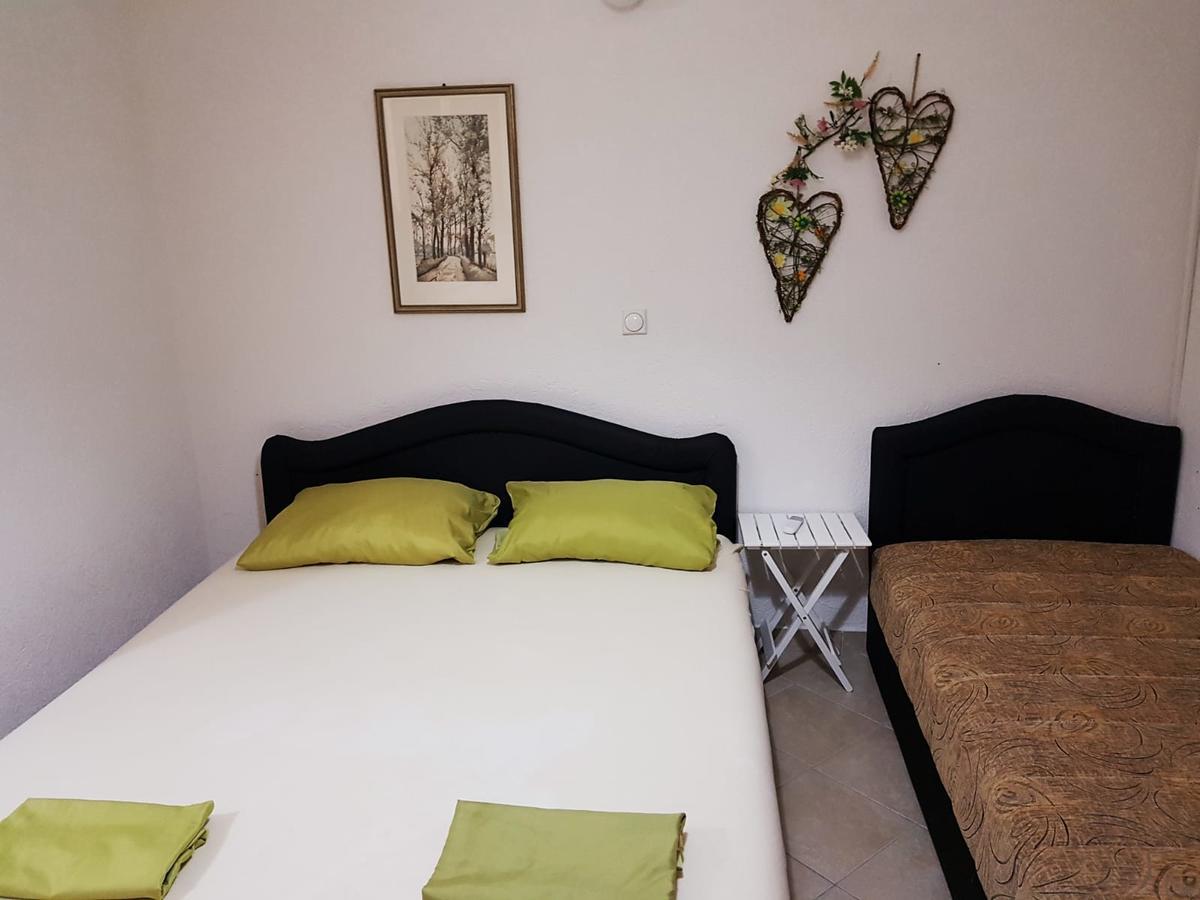 Tufio Apartmani Улцин Екстериор снимка